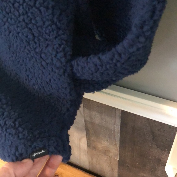 Victoria’s Secret hoodie Womens XS loose NWT - Picture 4 of 8